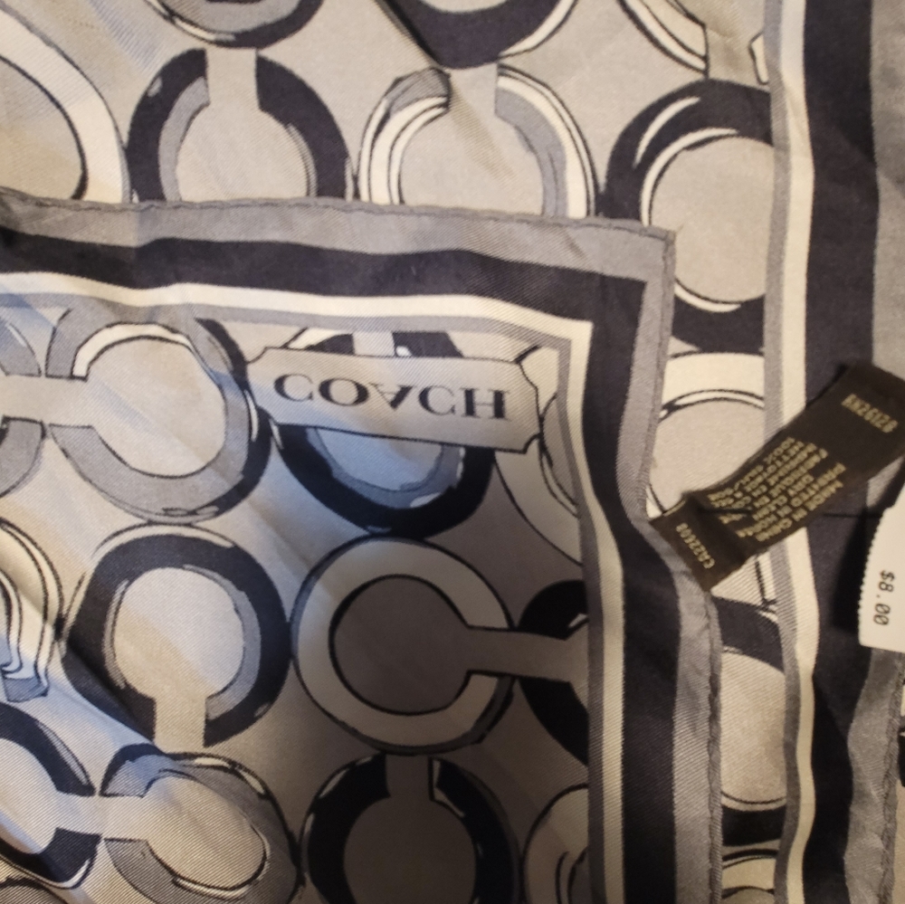 Coach silk scarf - Picture 2 of 8